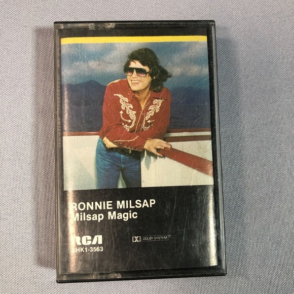 Ronnie Milsap Cassette Lot of 3 with Original Cases Inserts - Picture 6 of 7